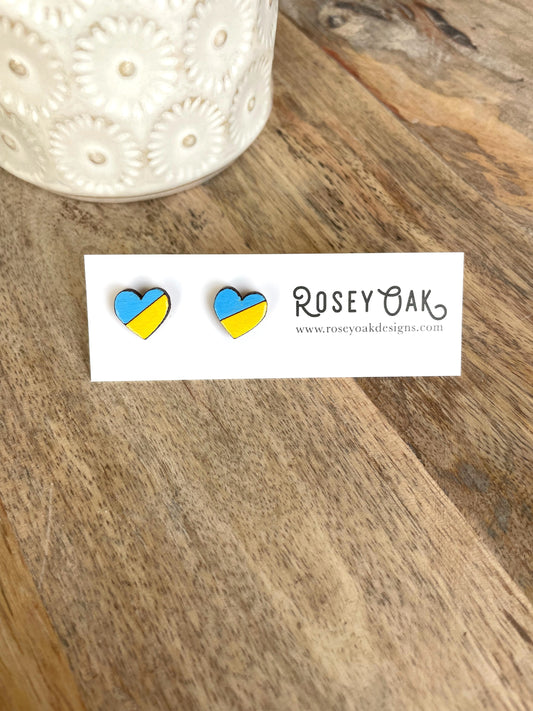Bay Harbor Sailors School Colors Heart Wood Stud Earrings